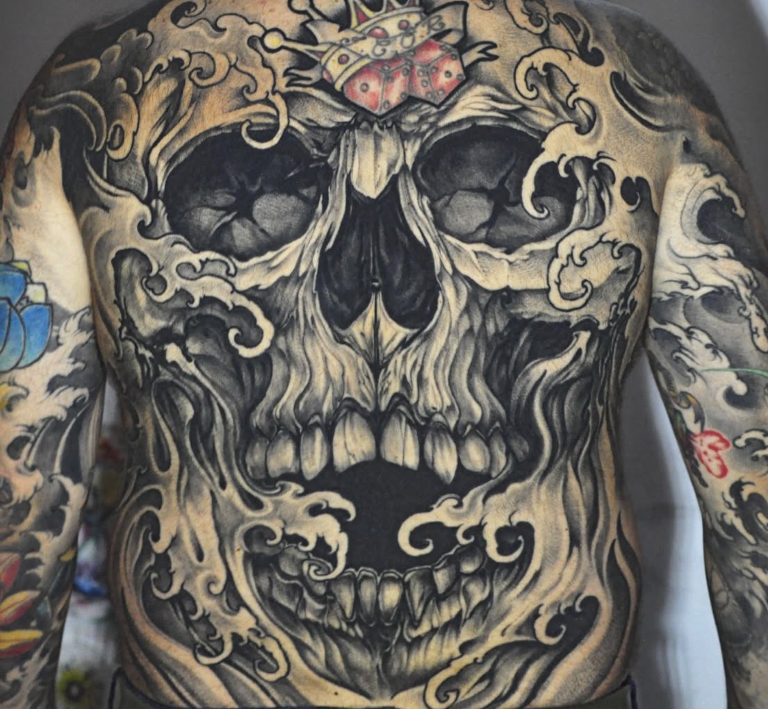 Tattoo oriental de grande escala